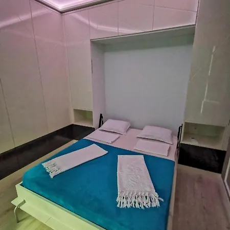 Luxury Alix Daire Burgaz