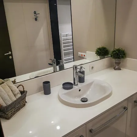 Luxury Appartments Alix Appartement *