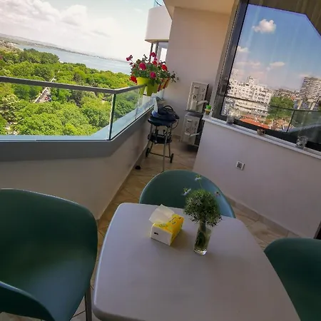 Luxury Appartments Alix Burgas