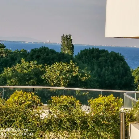 Apartment Luxury Alix *