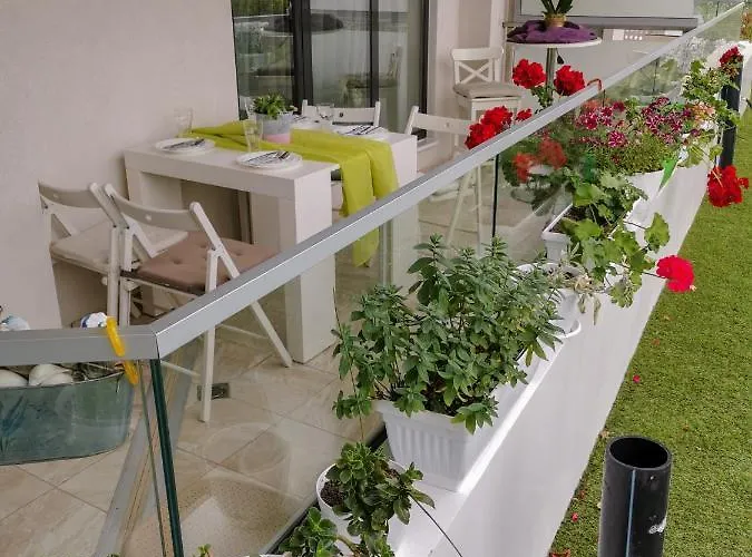 Luxury Alix بورغاس